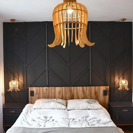 Lesnavesna Designer With A Garden *