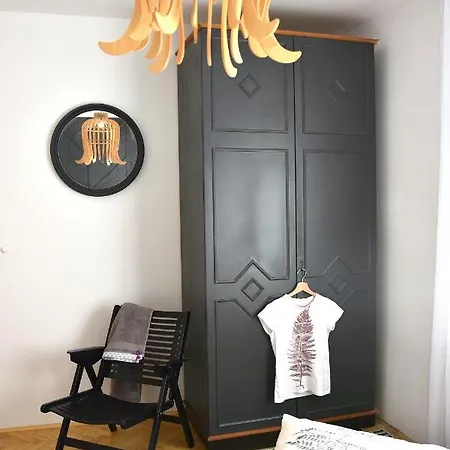 Apartma Lesnavesna Designer With A Garden Visoko (Sencur)