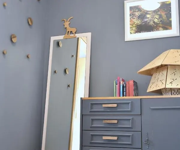 Lesnavesna Designer With A Garden *